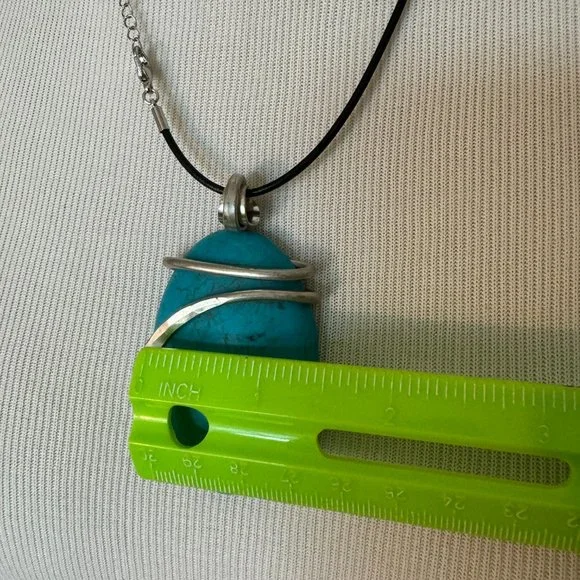 Turquoise and Silver Pendant Necklace | Leather Choker | NWT - Picture 7 of 9